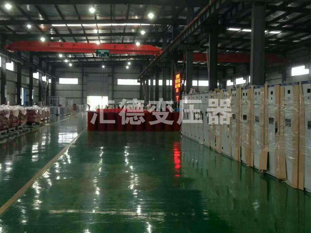 成都变压器车间一角